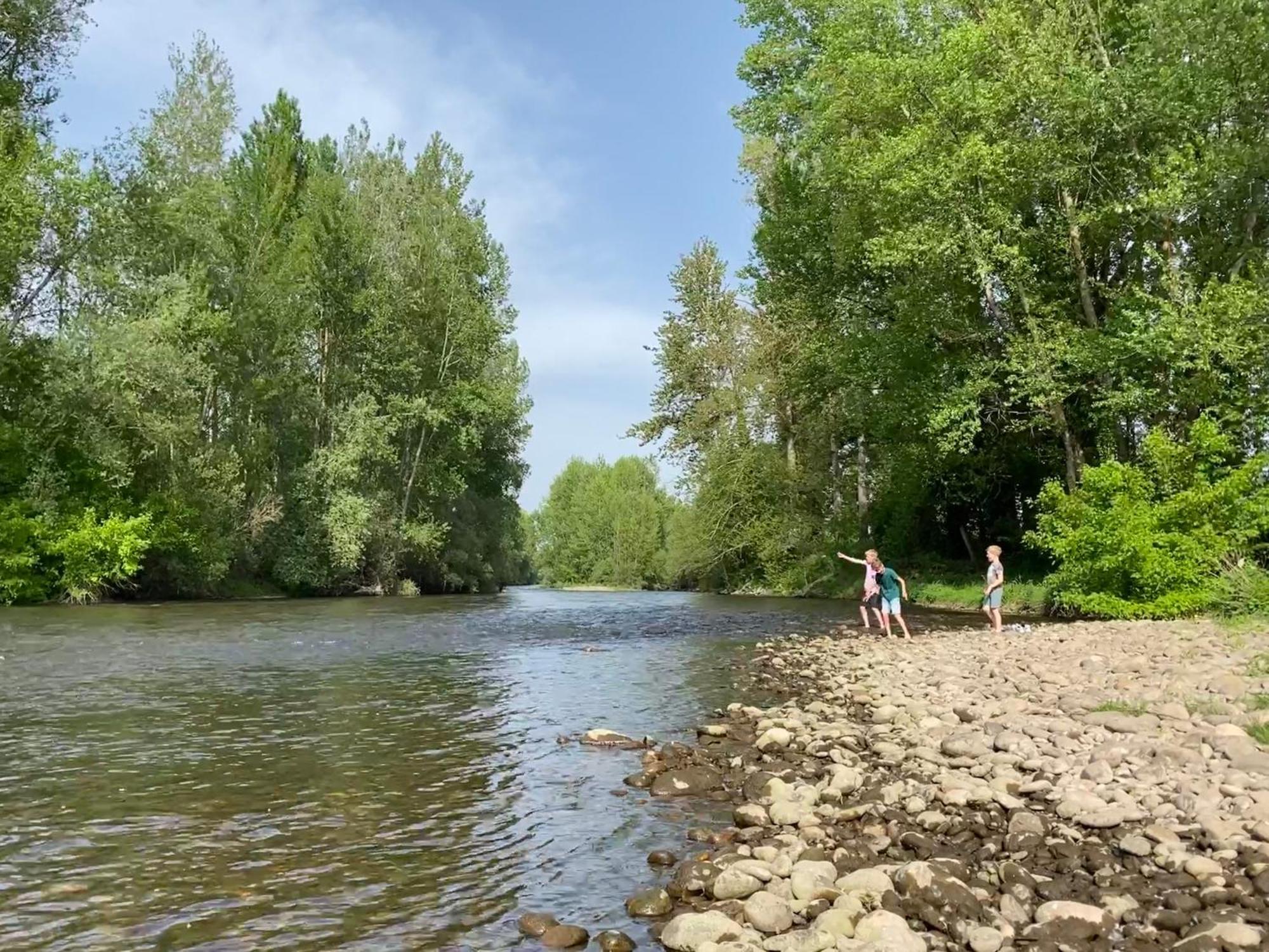 فيلا Sfeervol Vakantiehuis Op Landgoed Aan De Dordogne Prudhomat المظهر الخارجي الصورة