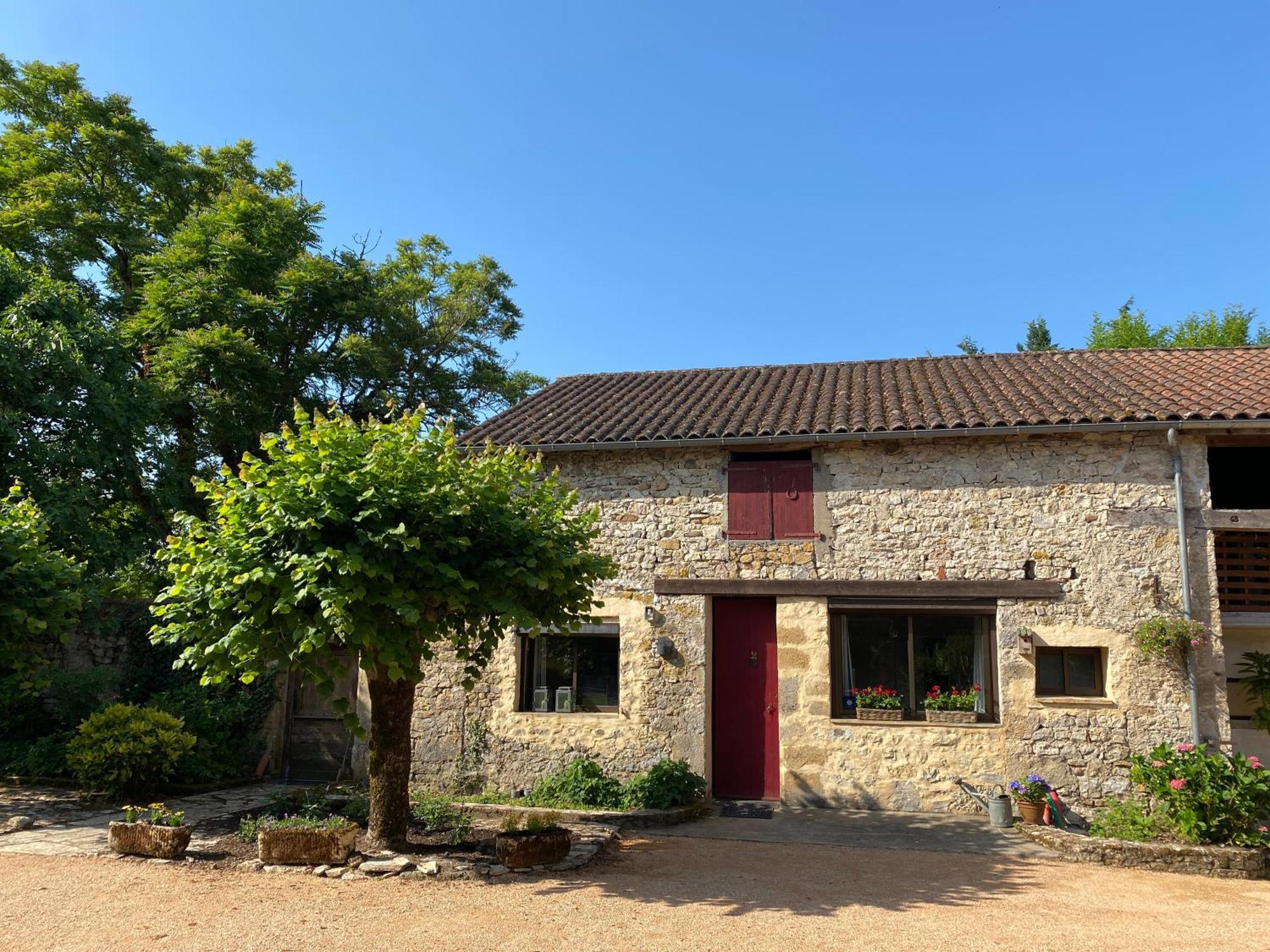 فيلا Sfeervol Vakantiehuis Op Landgoed Aan De Dordogne Prudhomat المظهر الخارجي الصورة